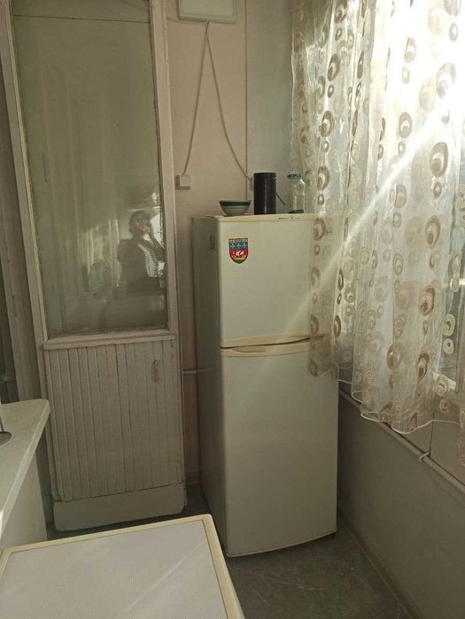 3 Продам квартиру 3/3/5 Буз 1 ,буюк ипак йули ,художнтки
