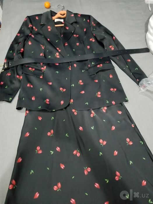 Продается костюм женск