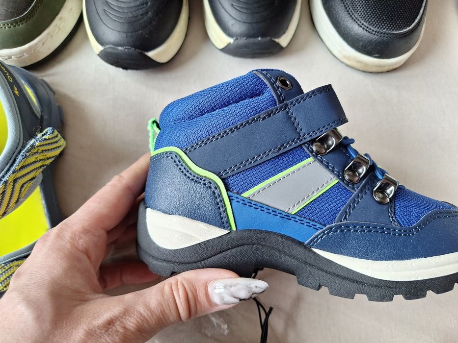 Нови водоустойчиви боти размер 26