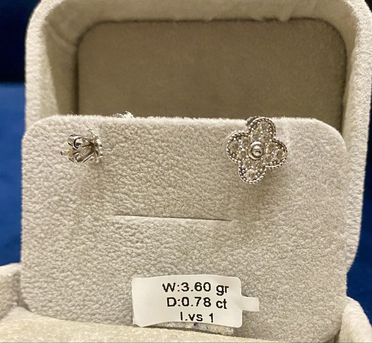 Продам золотые изделия