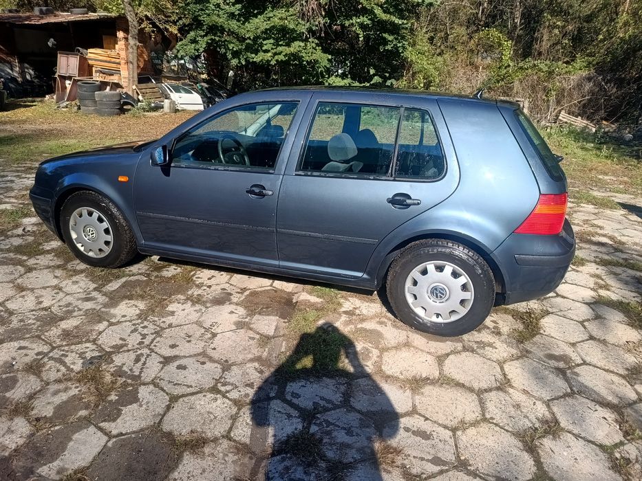 Фолксваген голф 4 (1.4/16V)НА ЧАСТИ!!!