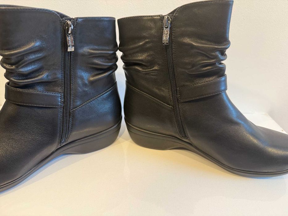 Ghete dama negre piele, noi, nr40-39,5, Japonia, absolut deosebite