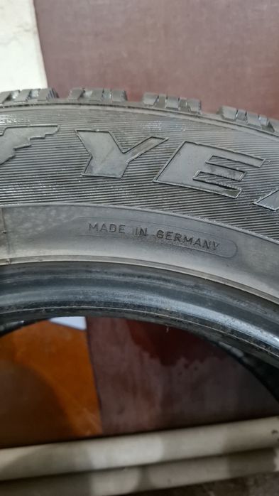 Продам зимние шины