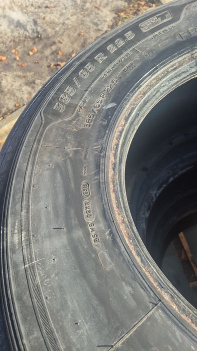 Гуми за камиони 385 65 22.5 внос от Германия в много добро състояние