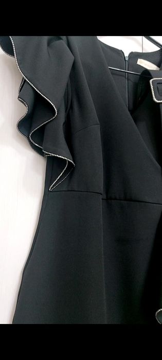 Платье. Вечернее. Черное.