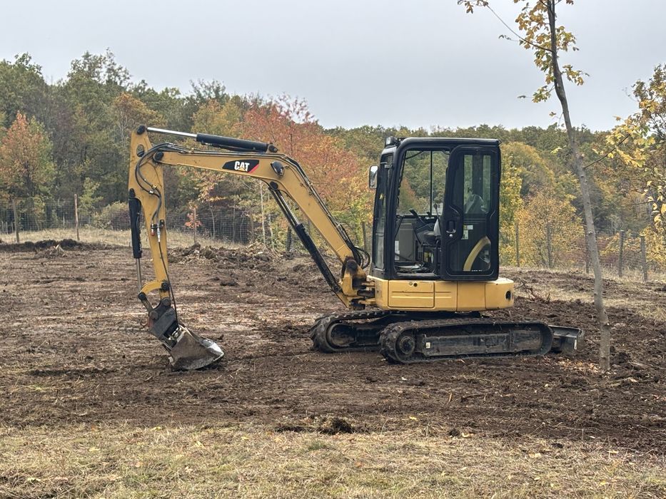 Inchiriez miniexcavator