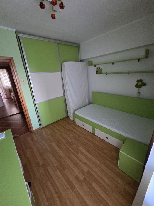Apartament 3 camere de inchiriat, proprietar , centru
