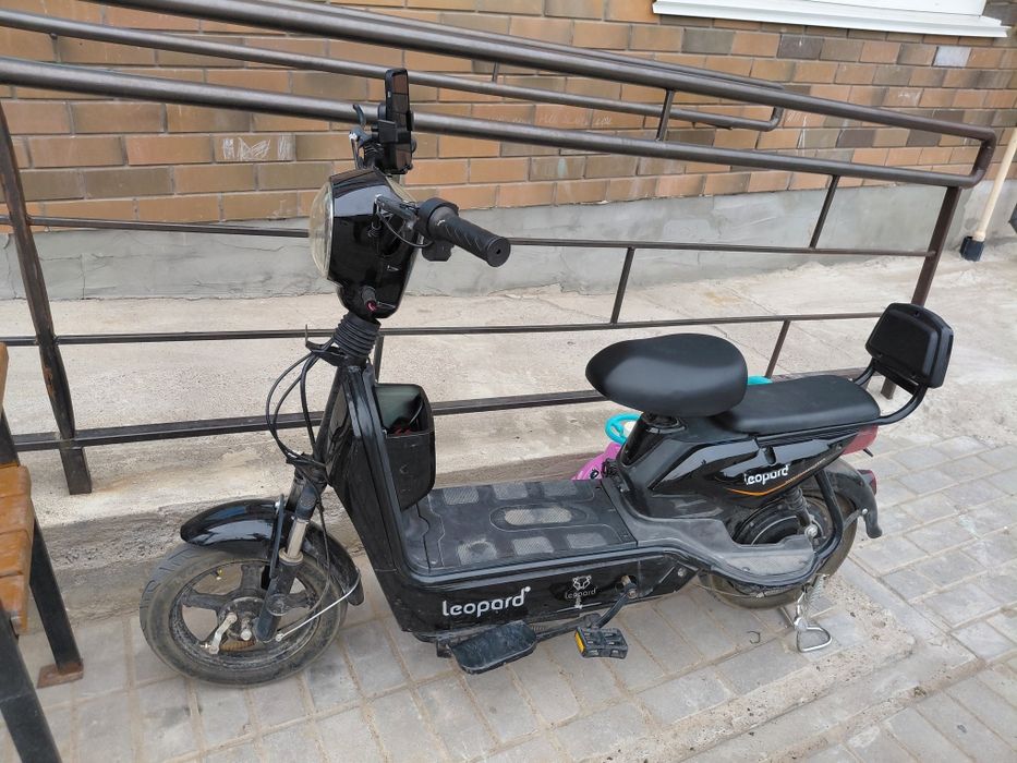 Мопед leopard pro