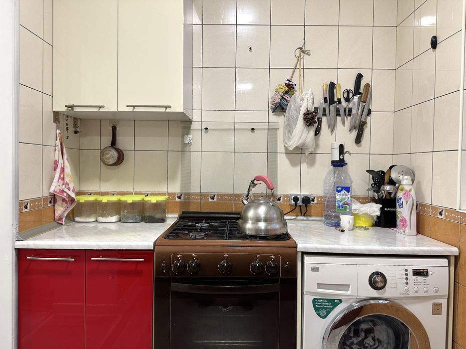 Срочно 3-ех комн 4/4, Тузель 1 Галантерейка, 77-серия Кирпич, 68м*