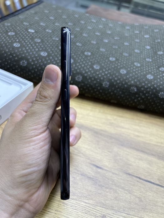 Samsung S22+ tiniq holatda