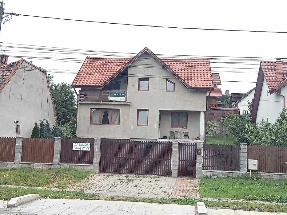 Casa de vinzare 3 camere 2 bai