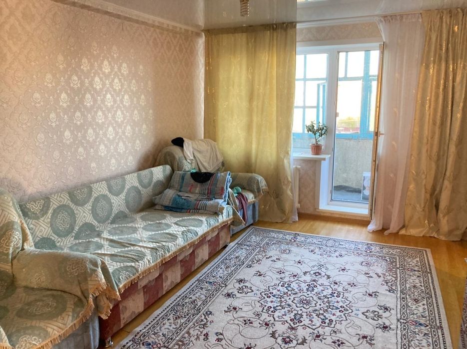 Продам квартиру 3-х комнатную