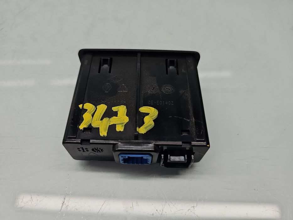 Conector auxiliar USB Renault Megane 4 [Fabr 2015-prezent] 280239416R