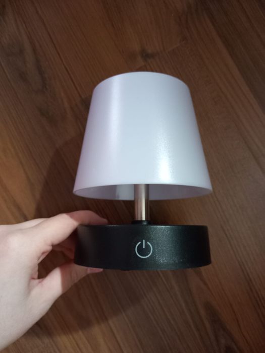 Lampa touch cu usb