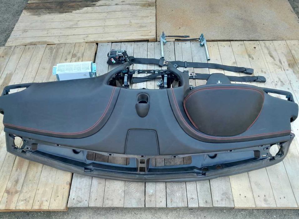 Maserati Ghibli airbag арматурно табло колани оригинал