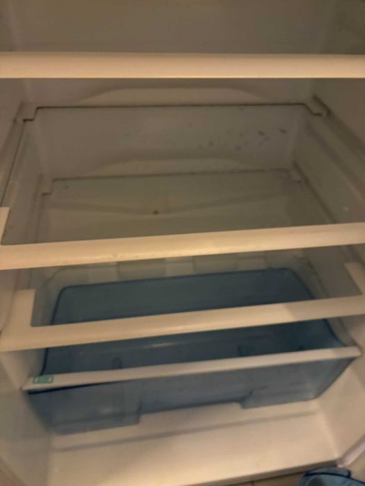 Хладилник малък/подплотов