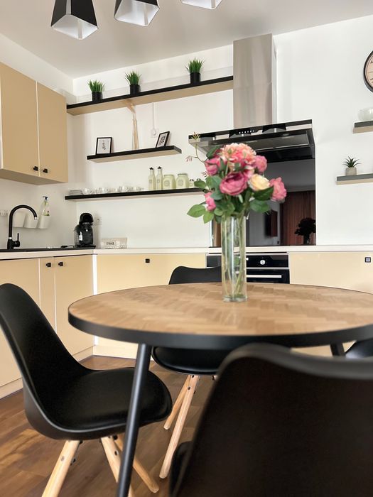 Apartament cu 2 camere, 61 m2