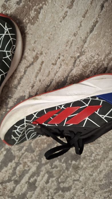 Adidasi baieti 33,5 Adidas