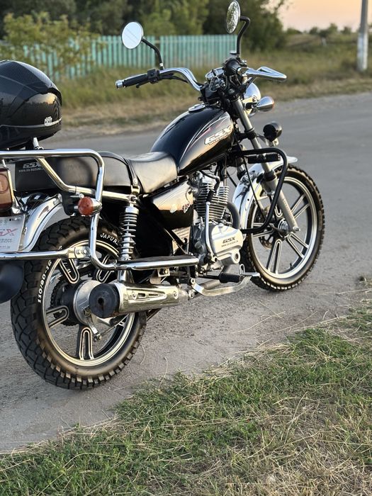 Suzuki gsx 200 куб