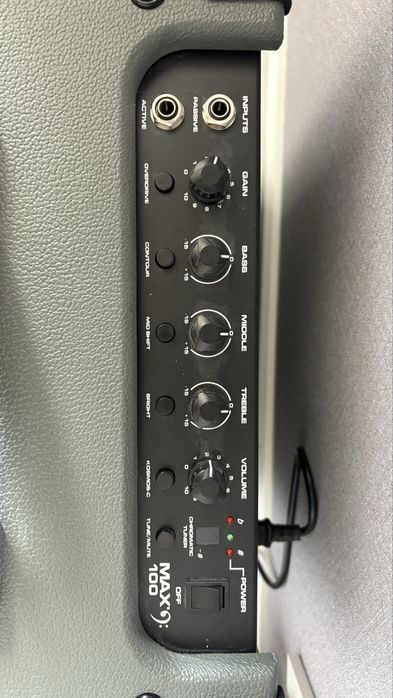 Басовый Комбоусилитель Peavey MAX100