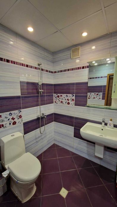 Дава се под наем Двустаен апартамент в Русе, Център - 70 кв.м за 357 € - Снимка #6