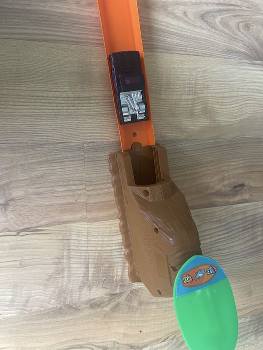 Hot wheels писти 2бр.