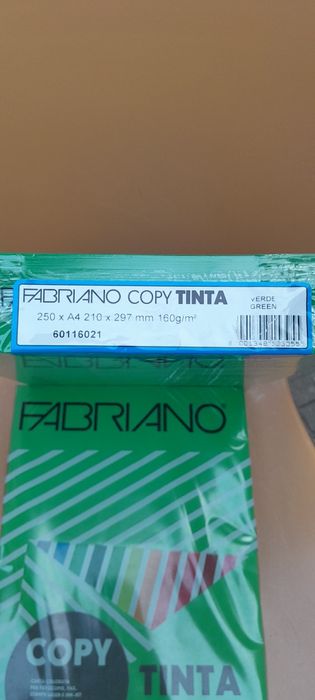 Цветна копирна хартия