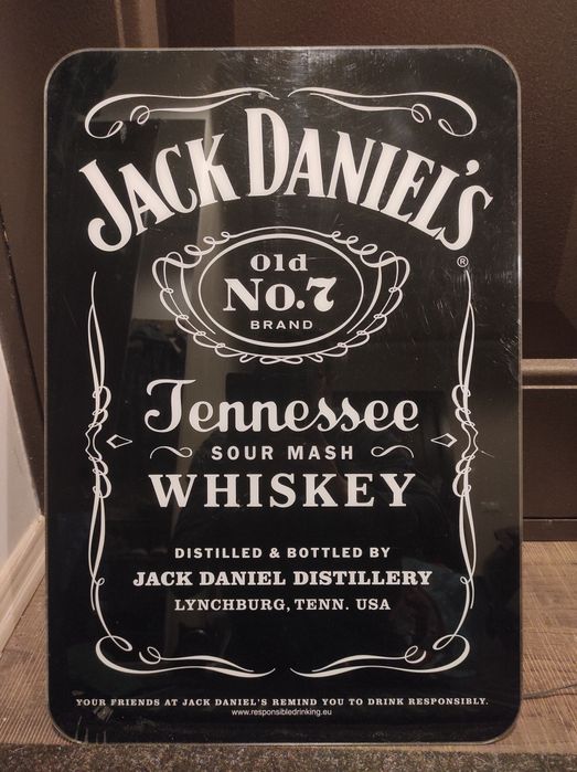 Reclamă luminoasă Jack Daniel's