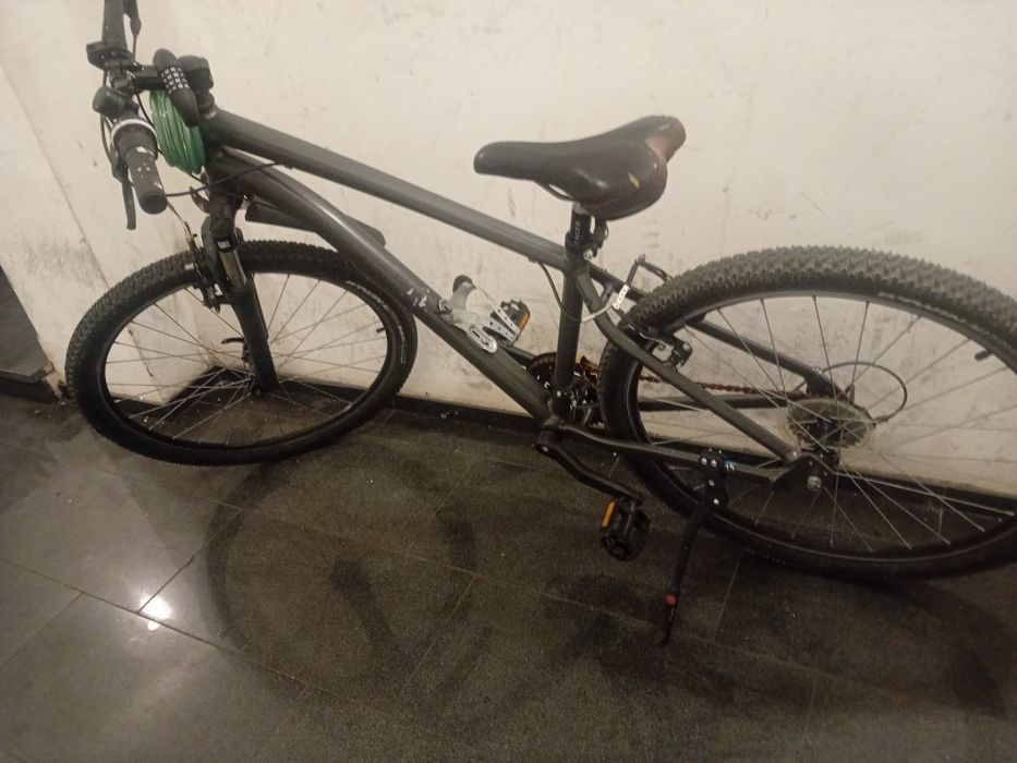 Vând bicicletă BTWIN STARE BUNA