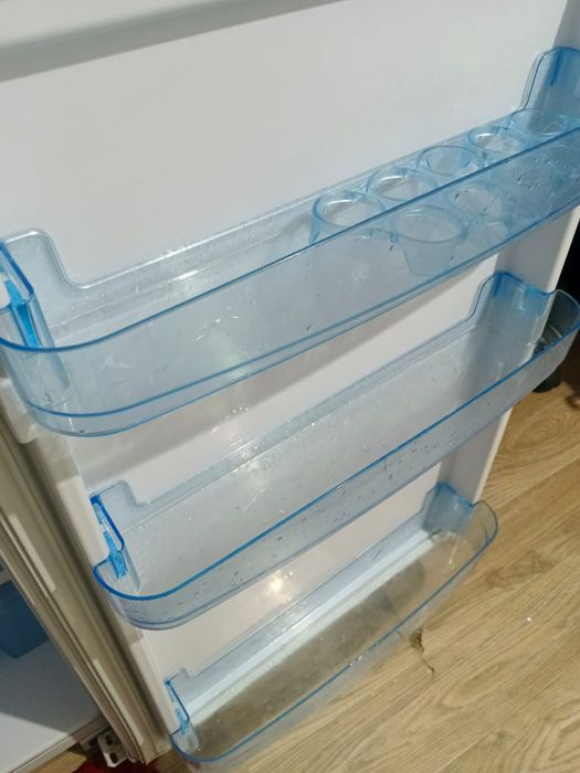 Продам холодильник Бирюса