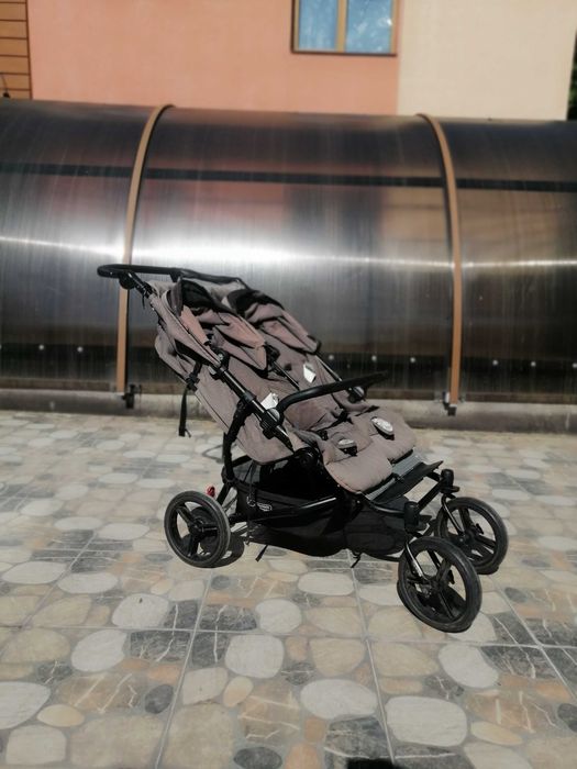 MOUNTAIN BUGGY   Комбинирана количка за близнаци DUET V3