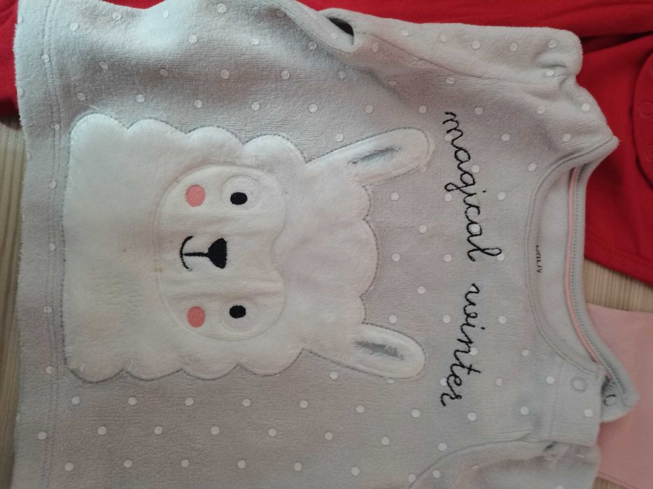 Set Craciun+pantaloni+bluza 6-9 luni