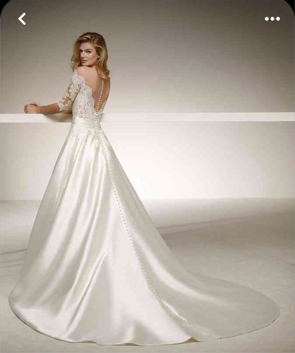 rochie de mireasa marca Pronovias, model A
