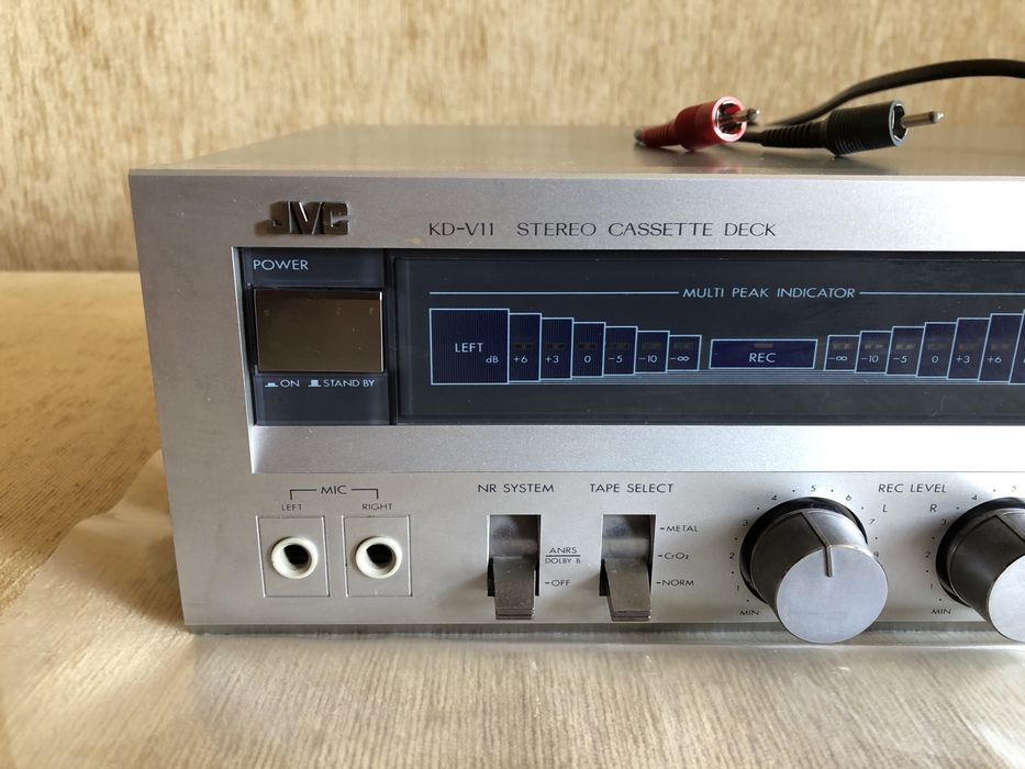 Стерео касетен дек JVC  модел KD-V11