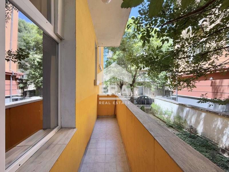 Продава се Офис в София, Център - 126 кв.м за 5715 €/кв.м - Снимка #9