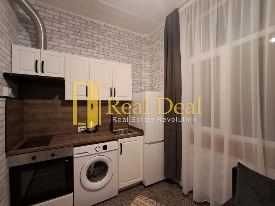 Дава се под наем Двустаен апартамент в София, Център - 35 кв.м за 550 € - Снимка #1