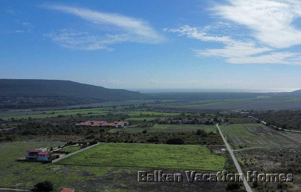 Продава се Двустаен апартамент в с. Рогачево, Област Добрич - 64 кв.м за 1015 €/кв.м - Снимка #16