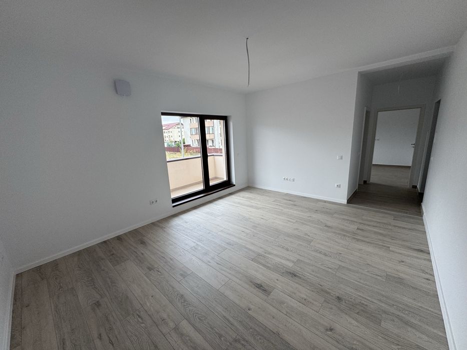 GARSONIERĂ Nouă de Vânzare, Sânpetru Residence