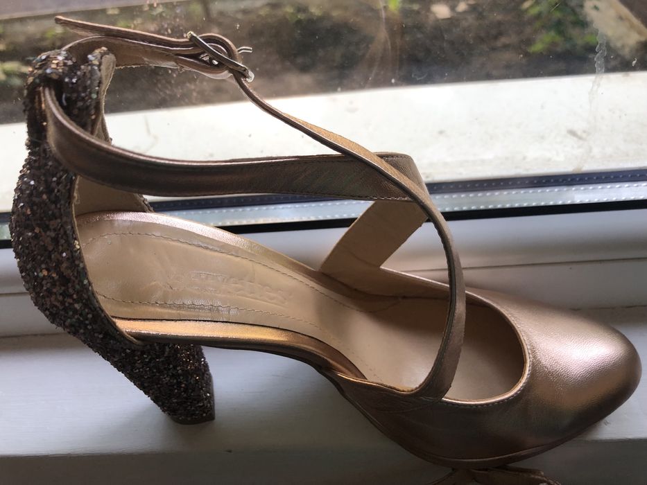 Pantof/sandale mireasa petrecere arămiu metalic Noi Yvettes marimea 37