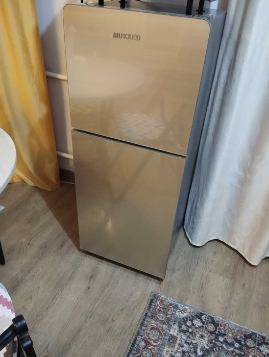 Продам холодильник Muxxed