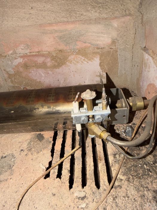 Sobă teracotă cu convector pe gaz