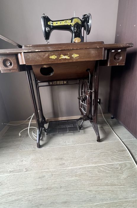 Шевна машина Сингер