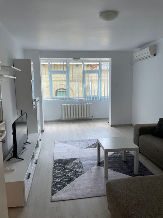Inchiriez apartament 65 mp bloc turn Marchian 2 camere , complet mb ut