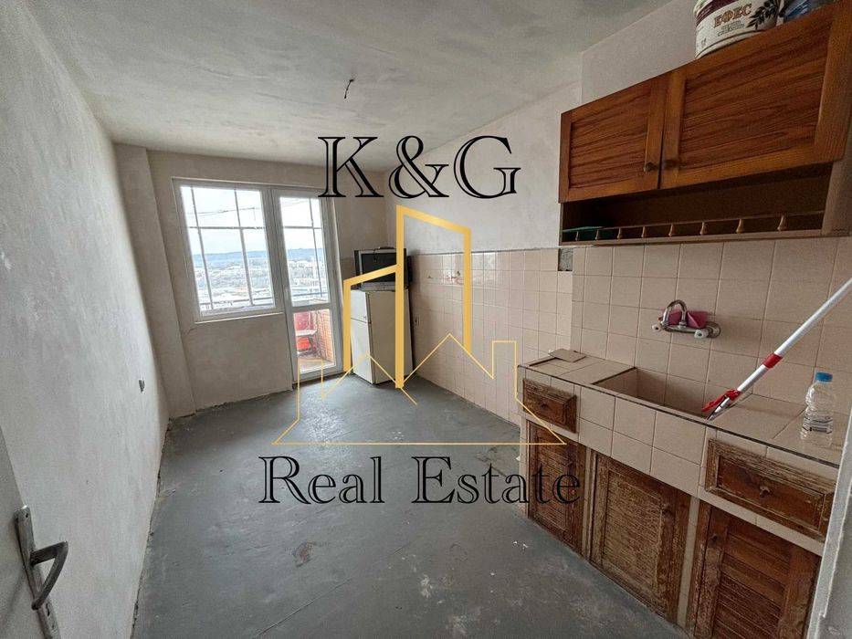 Продава се Двустаен апартамент в Разград, Лудогорие - 70 кв.м за 1035 €/кв.м - Снимка #4