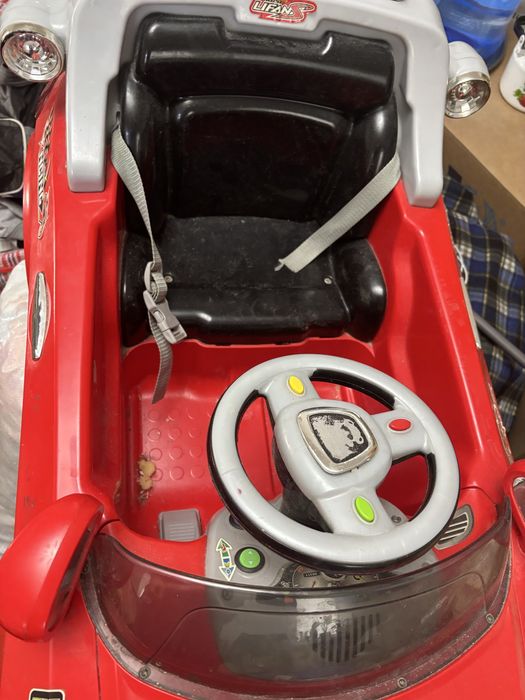 Продаю машинку с аккамулятором