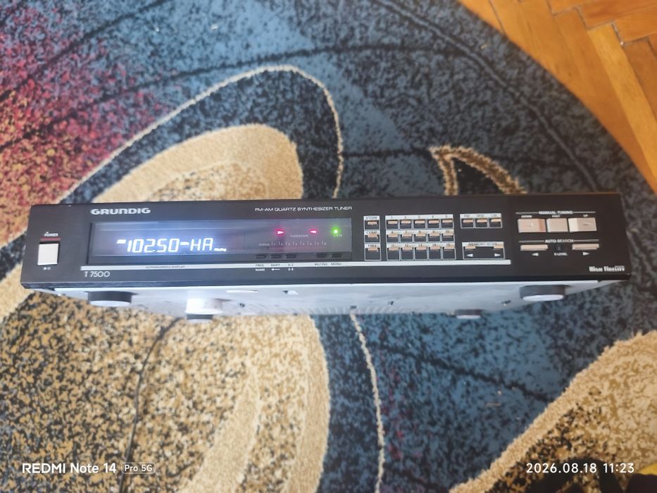 Tuner Grundig, anii'80