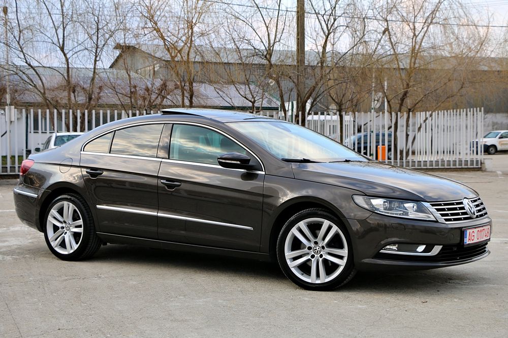Vând volkswagen Passat CC