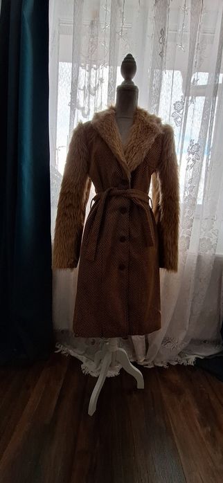 Palton călduros de iarnă