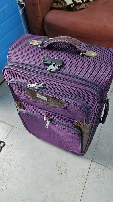 Продам дорожную сумку