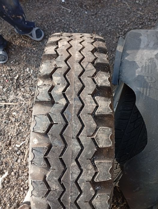 Резина  на  УАЗ.